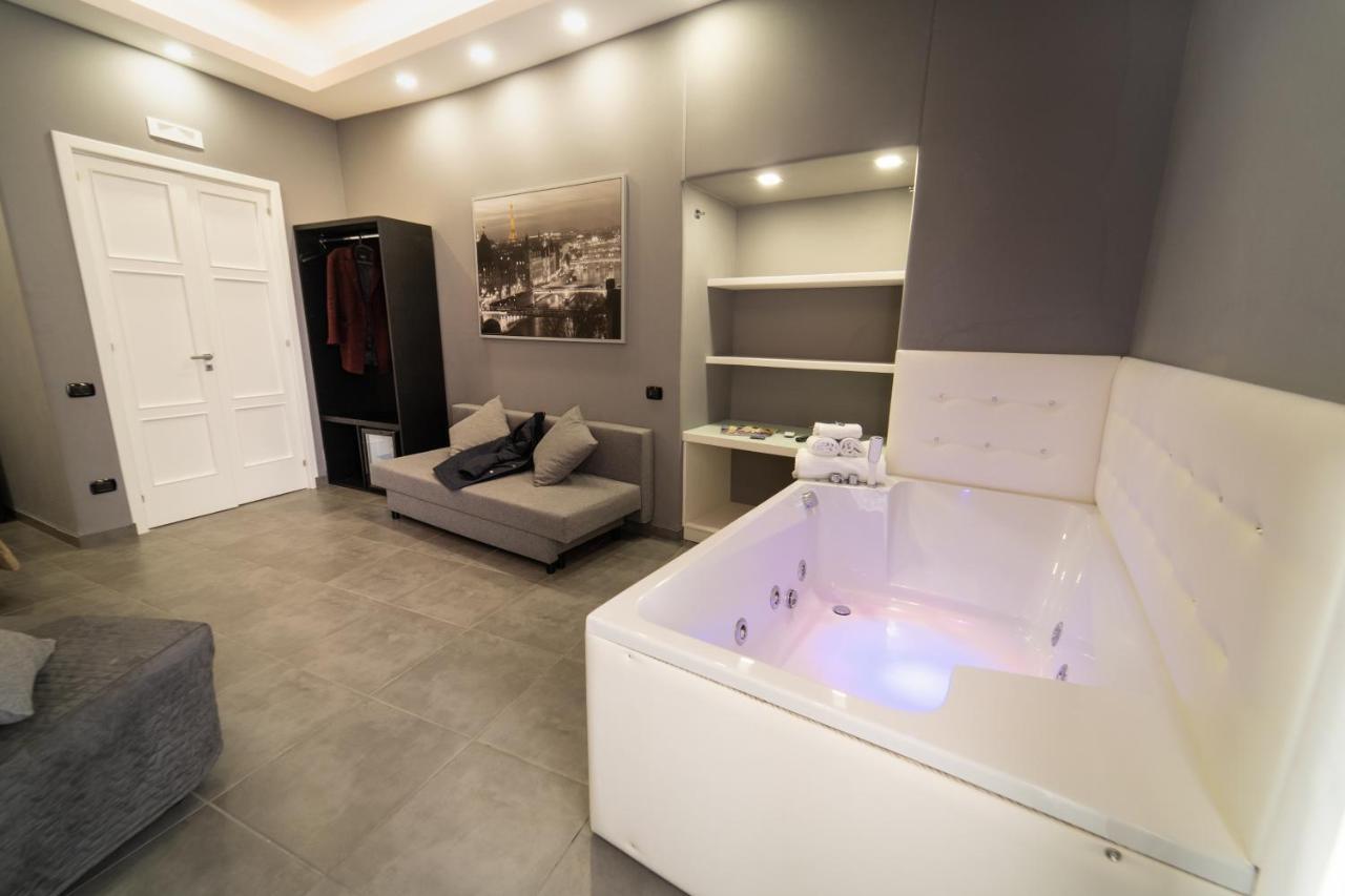 Royal Art H Spaccanapoli, By Clapa Group מראה חיצוני תמונה